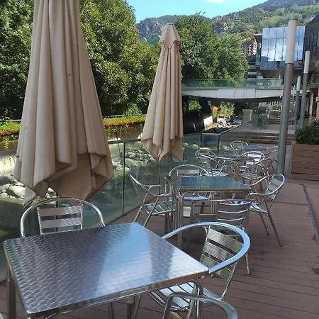 西拉库萨酒店 安道尔城